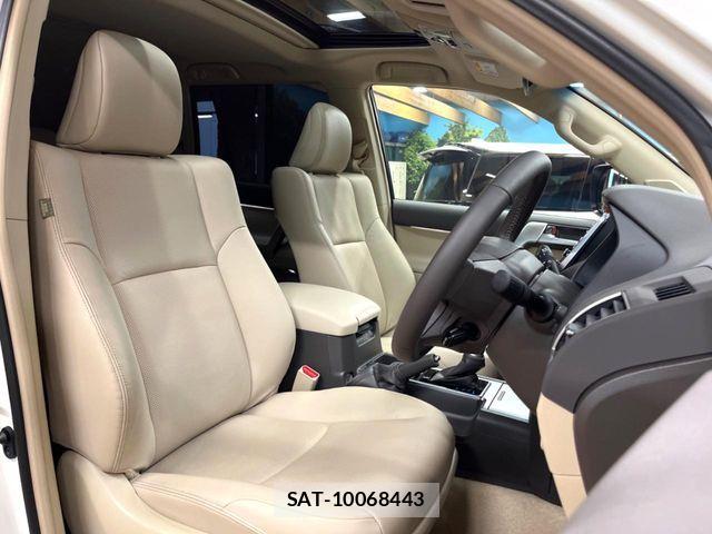 Toyota LAND CRUISER PRADO 2023-10 7220625-7