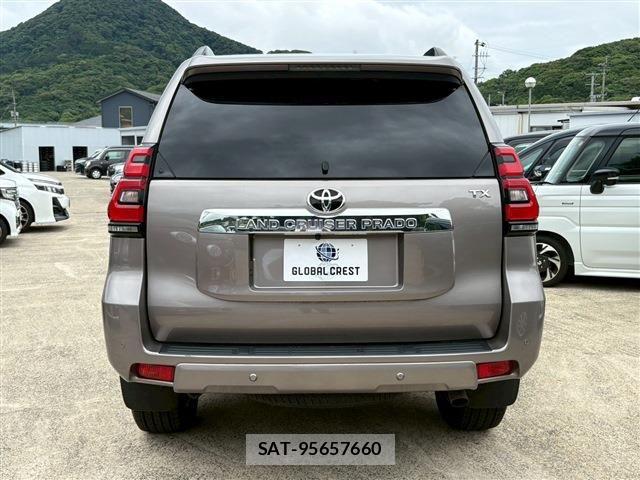 Toyota LAND CRUISER PRADO 2023-01 7220597-12