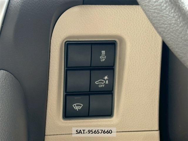 Toyota LAND CRUISER PRADO 2023-01 7220597-19