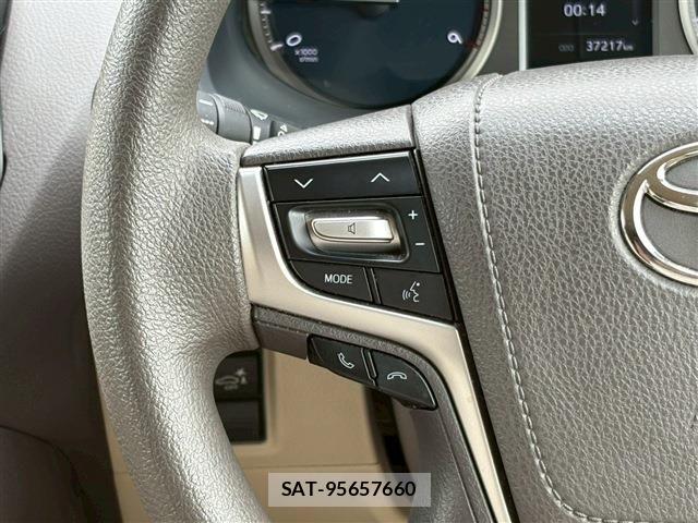 Toyota LAND CRUISER PRADO 2023-01 7220597-25