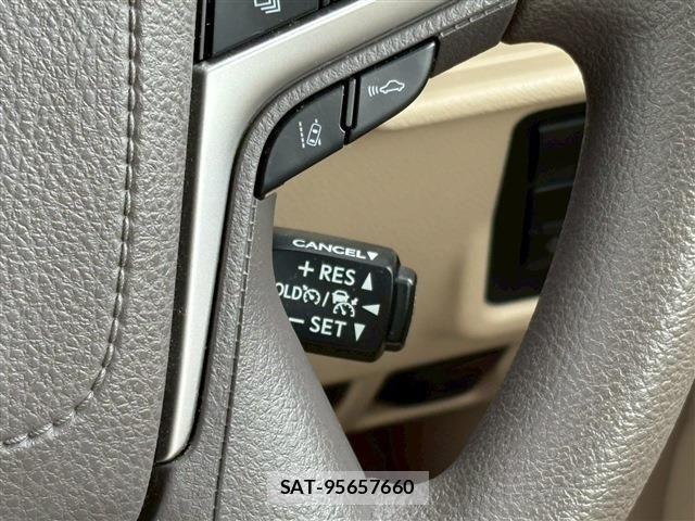 Toyota LAND CRUISER PRADO 2023-01 7220597-29