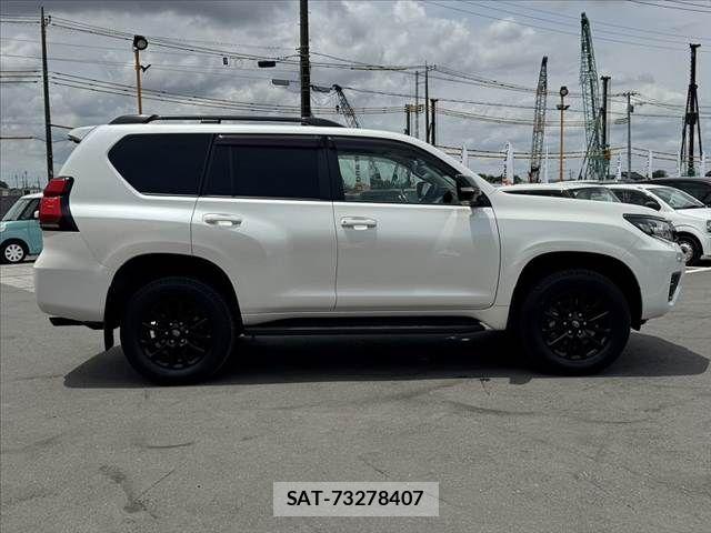 Toyota LAND CRUISER PRADO 2022-03 7220582-11