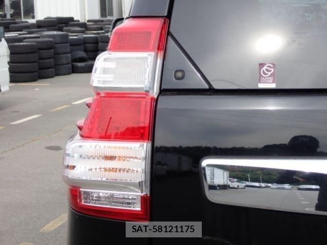 Toyota LAND CRUISER PRADO 2014-10 7215866-11