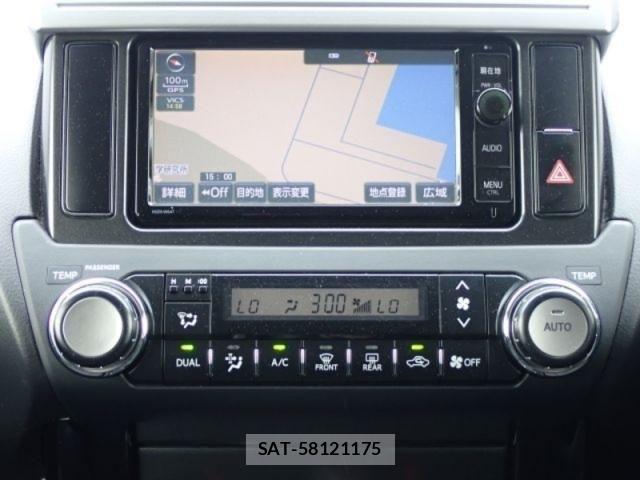 Toyota LAND CRUISER PRADO 2014-10 7215866-24