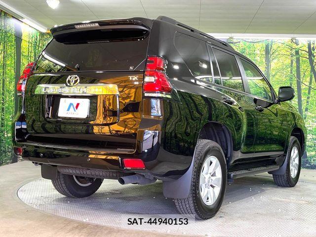 Toyota LAND CRUISER PRADO 2023-12 7220630-15