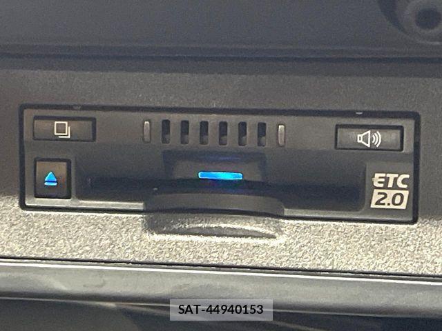 Toyota LAND CRUISER PRADO 2023-12 7220630-5