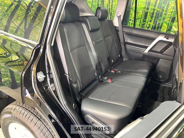 Toyota LAND CRUISER PRADO 2023-12 7220630-7