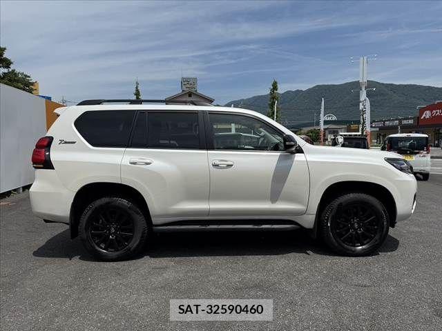 Toyota LAND CRUISER PRADO 2021-10 7220570-11