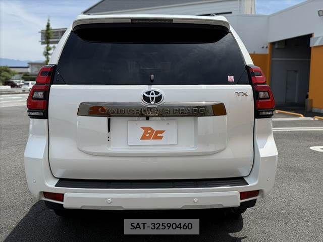 Toyota LAND CRUISER PRADO 2021-10 7220570-13
