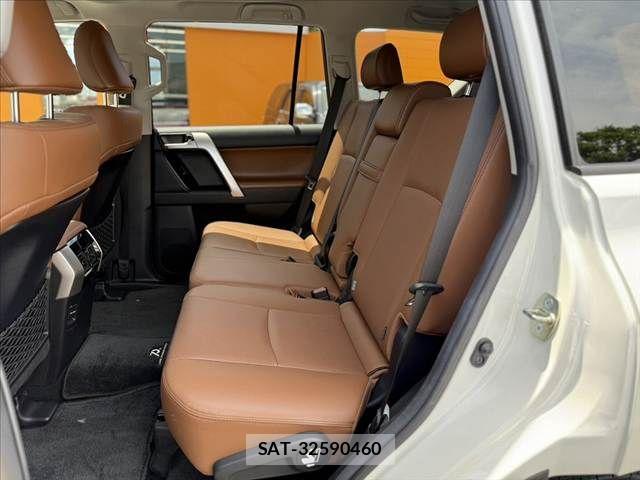 Toyota LAND CRUISER PRADO 2021-10 7220570-17