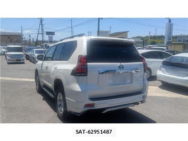 Toyota LAND CRUISER PRADO 2022-06 7220586-1