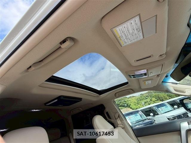 Toyota LAND CRUISER PRADO 2023-12 7220629-13