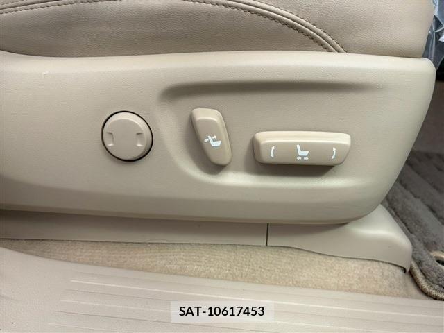 Toyota LAND CRUISER PRADO 2023-12 7220629-19