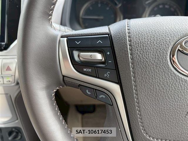 Toyota LAND CRUISER PRADO 2023-12 7220629-20
