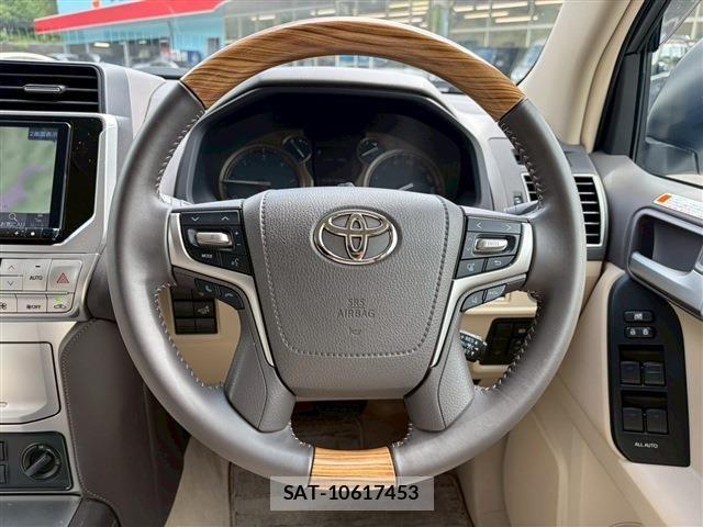 Toyota LAND CRUISER PRADO 2023-12 7220629-7