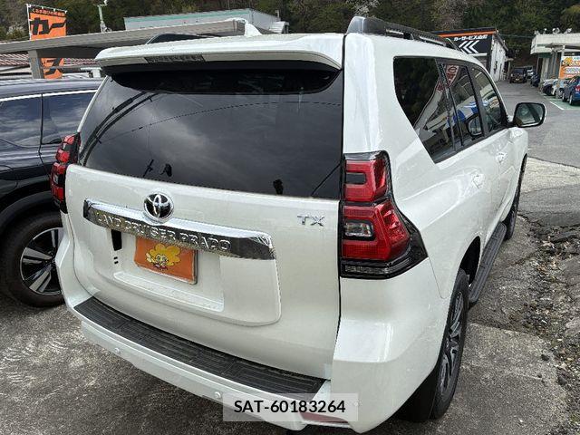Toyota LAND CRUISER PRADO 2023-05 7220607-2
