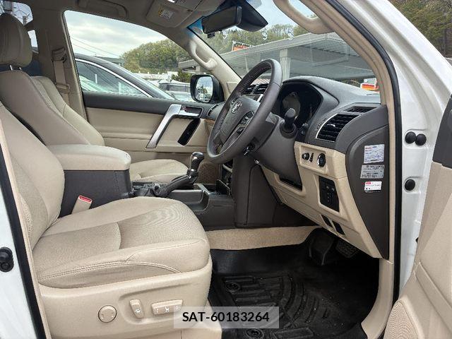Toyota LAND CRUISER PRADO 2023-05 7220607-4