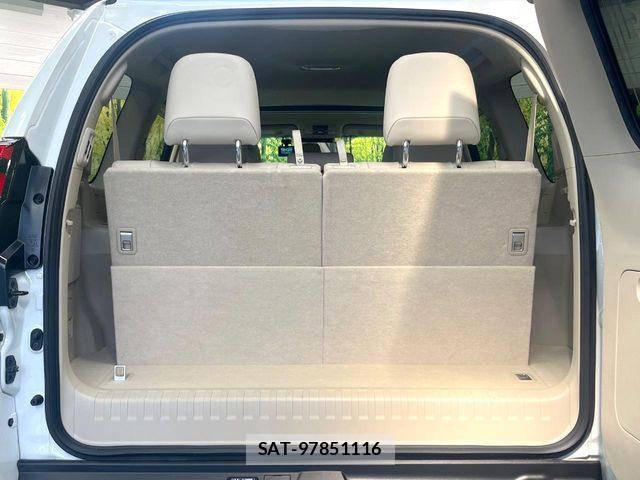 Toyota LAND CRUISER PRADO 2023-03 7220601-10
