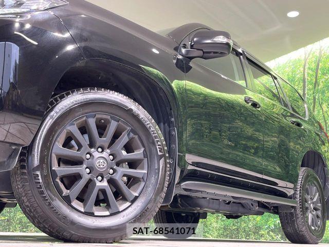Toyota LAND CRUISER PRADO 2023-05 7220606-13