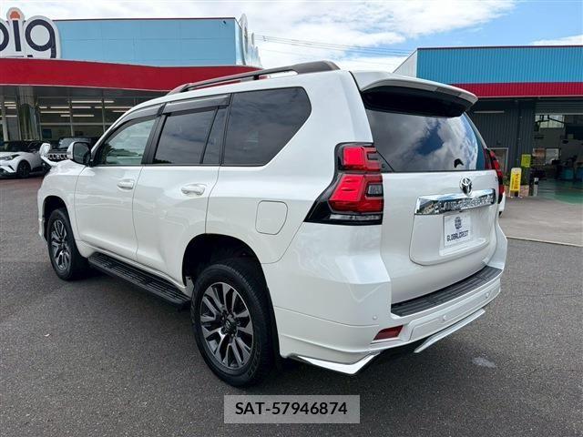 Toyota LAND CRUISER PRADO 2023-03 7220604-9