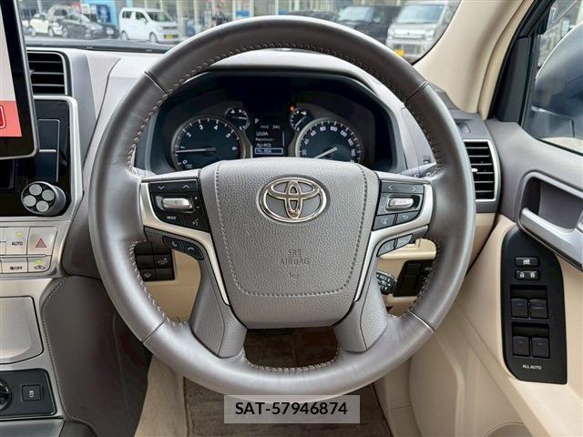 Toyota LAND CRUISER PRADO 2023-03 7220604-13