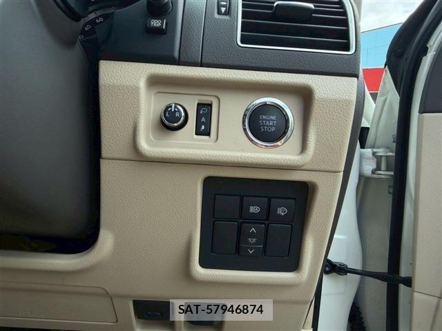 Toyota LAND CRUISER PRADO 2023-03 7220604-15