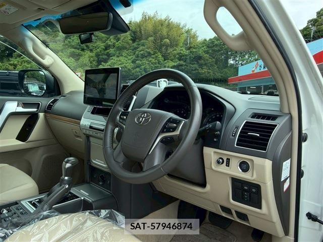 Toyota LAND CRUISER PRADO 2023-03 7220604-23