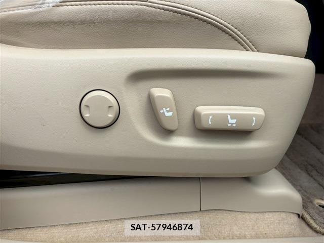 Toyota LAND CRUISER PRADO 2023-03 7220604-25