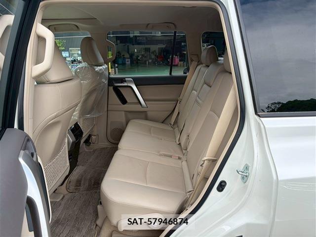Toyota LAND CRUISER PRADO 2023-03 7220604-4