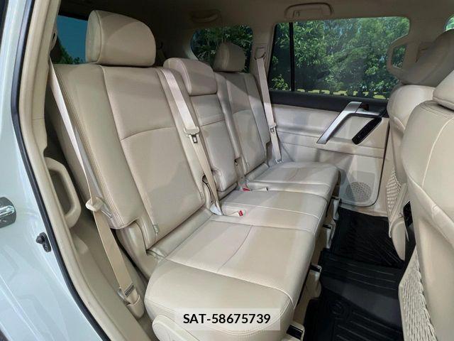 Toyota LAND CRUISER PRADO 2023-05 7220609-11
