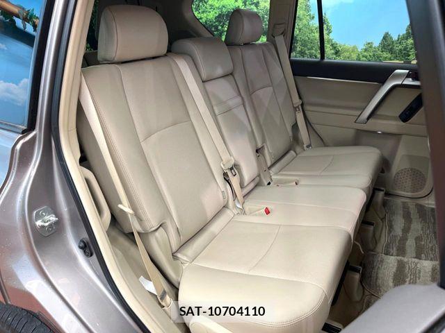 Toyota LAND CRUISER PRADO 2023-04 7220603-10