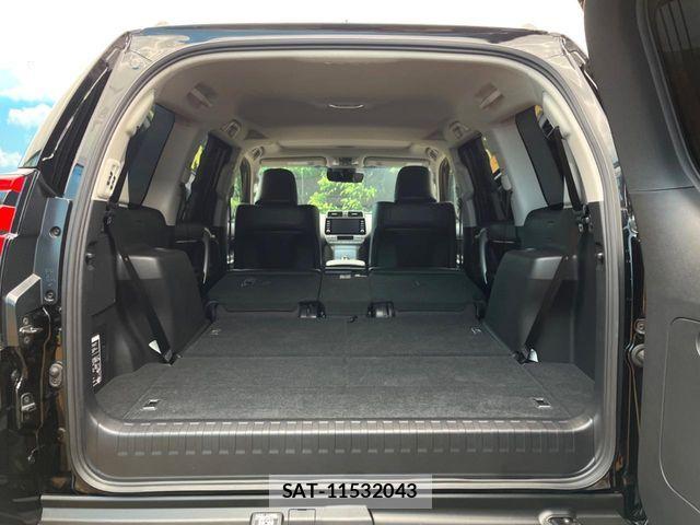 Toyota LAND CRUISER PRADO 2023-10 7220626-9