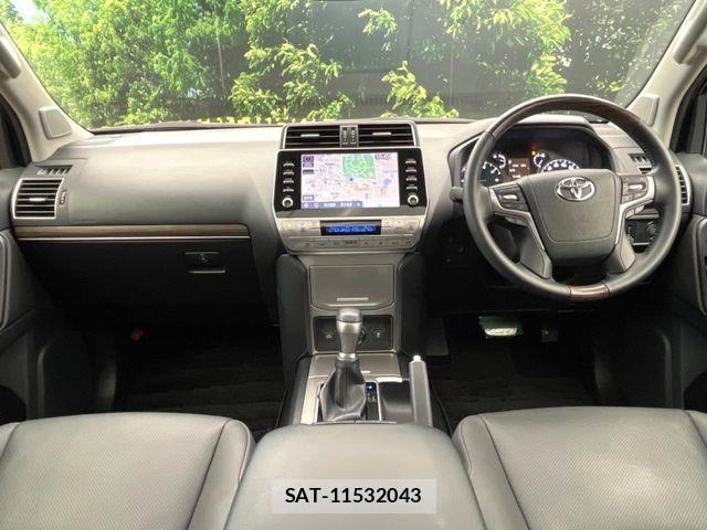 Toyota LAND CRUISER PRADO 2023-10 7220626-1