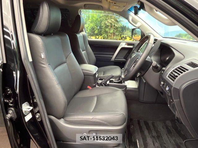 Toyota LAND CRUISER PRADO 2023-10 7220626-6