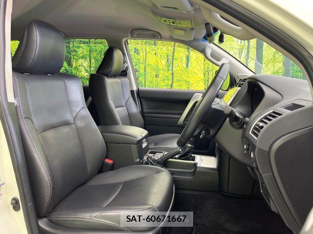 Toyota LAND CRUISER PRADO 2023-11 7220627-8