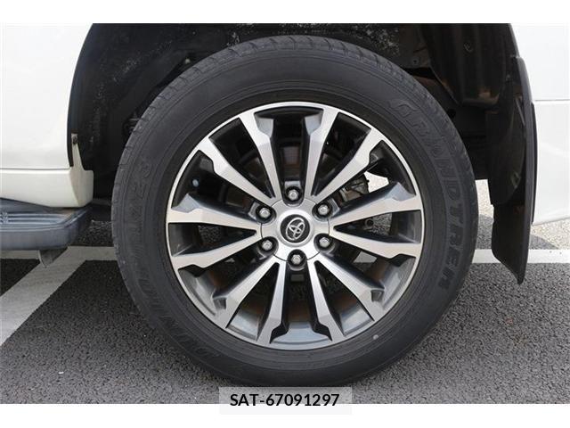 Toyota LAND CRUISER PRADO 2019-04 7220561-13