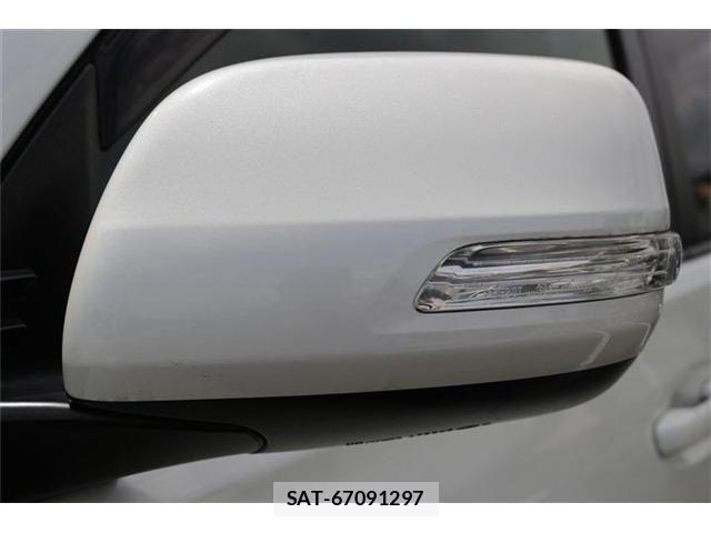Toyota LAND CRUISER PRADO 2019-04 7220561-27