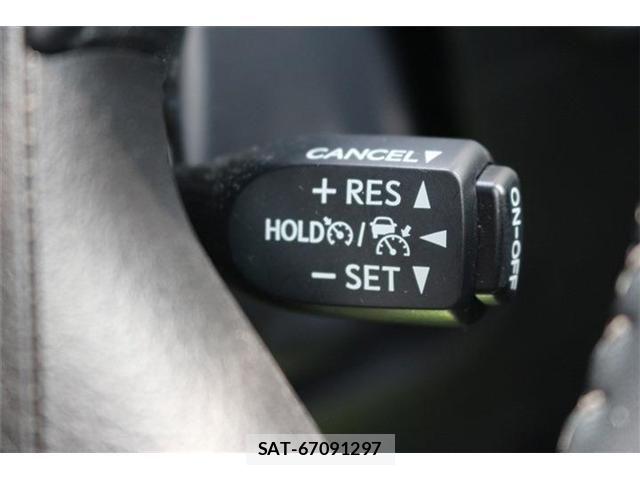 Toyota LAND CRUISER PRADO 2019-04 7220561-6