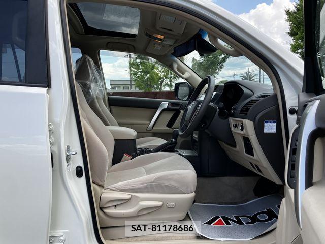 Toyota LAND CRUISER PRADO 2023-12 7220633-9