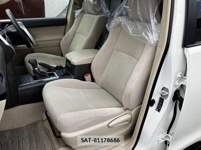 Toyota LAND CRUISER PRADO 2023-12 7220633-19