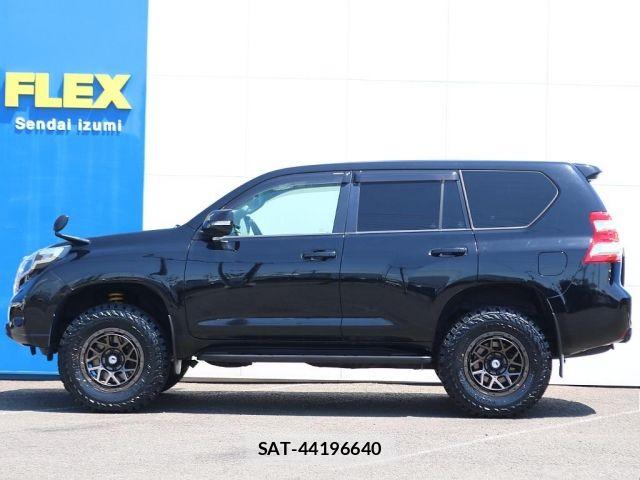 Toyota LAND CRUISER PRADO 2015-12 7220547-17