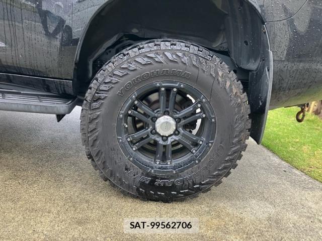 Toyota LAND CRUISER PRADO 2017-01 7220558-7