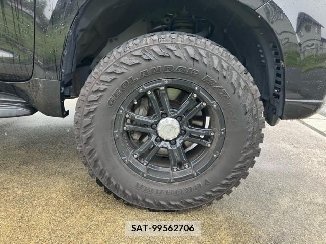 Toyota LAND CRUISER PRADO 2017-01 7220558-5