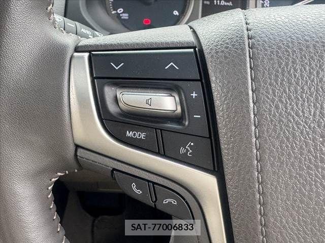 Toyota LAND CRUISER PRADO 2023-02 7220600-25