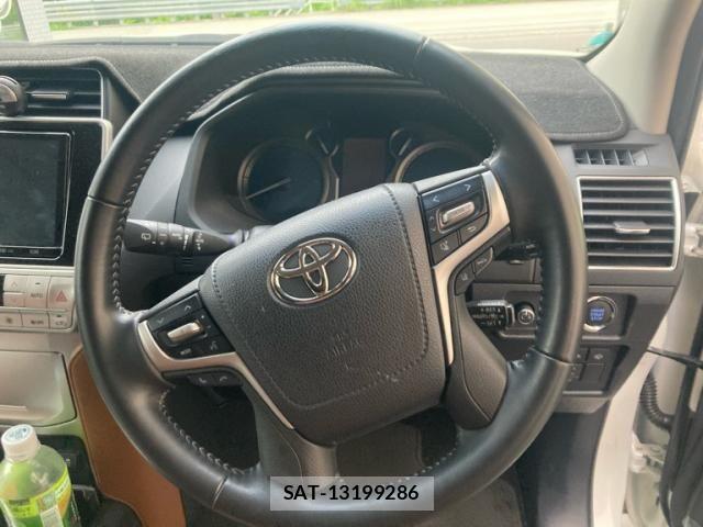 Toyota LAND CRUISER PRADO 2021-07 7220568-13