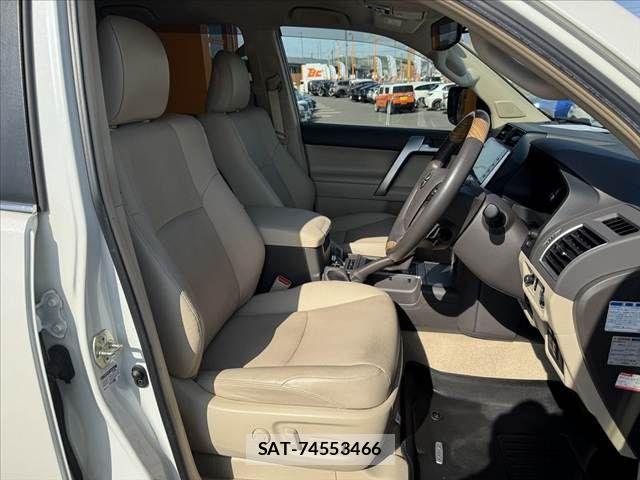 Toyota LAND CRUISER PRADO 2021-10 7220571-15