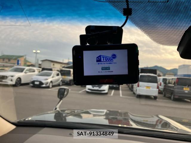 Toyota LAND CRUISER PRADO 2020-03 7220566-22