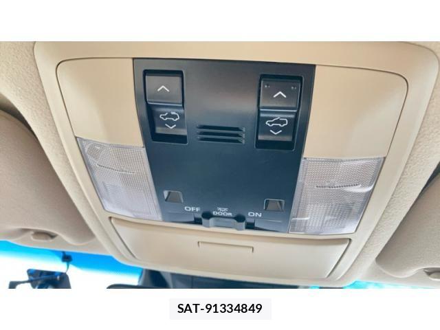 Toyota LAND CRUISER PRADO 2020-03 7220566-27