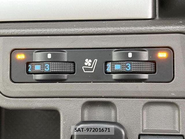 Toyota LAND CRUISER PRADO 2023-03 7220599-6