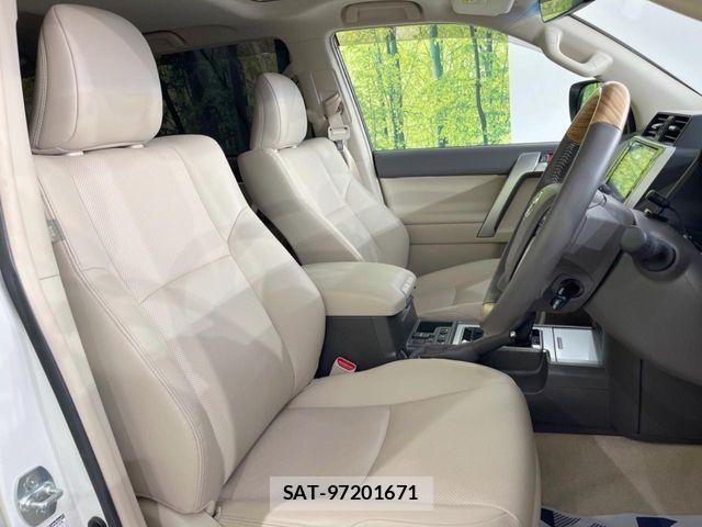 Toyota LAND CRUISER PRADO 2023-03 7220599-7